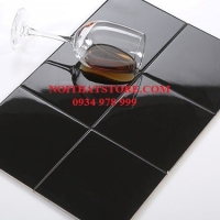 Gạch thẻ vuông đen bóng phẳng 15x15