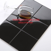 Gạch thẻ vuông đen bóng phẳng 20x20