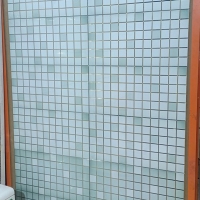 Gạch Trung Quốc 30x60 men kính kẻ ô nhỏ