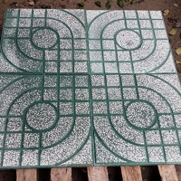 Gạch vỉa hè  màu xanh 40x40 QP1