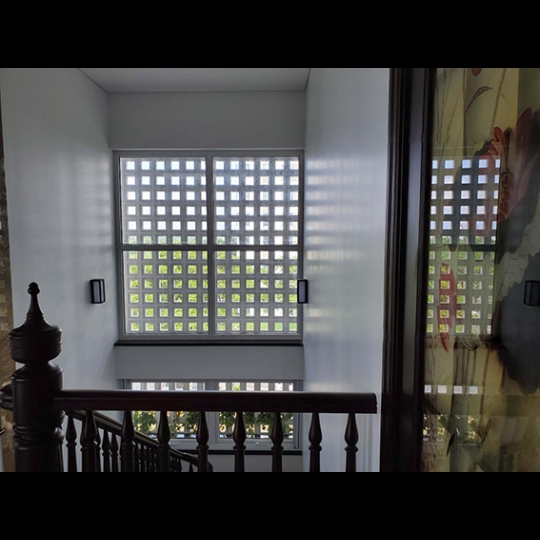 Gạch bông gió xám ô vuông