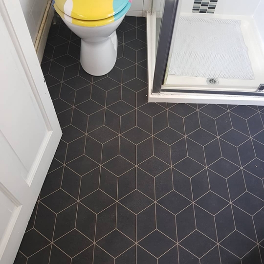 Gạch lục giác đẹp giá rẻ đen kẻ chỉ trắng 20x23
