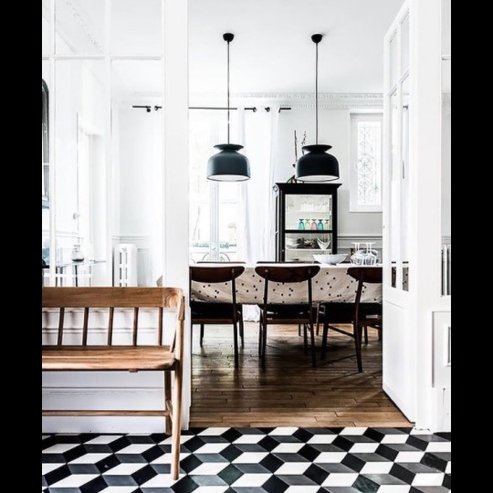 Gạch lục giác đẹp giá rẻ hình lập phương đen trắng 20x23