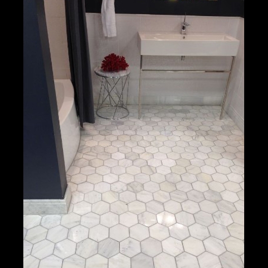 Gạch lục giác đẹp giá rẻ trắng vân khói tự nhiên 20x23