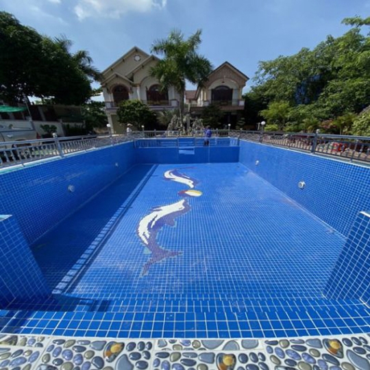 Gạch mosaic thủy tinh màu xanh viên lớn