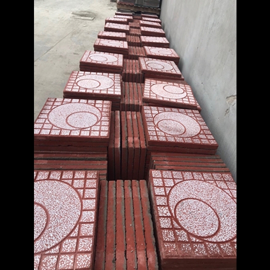 Gạch vỉa hè 40x40 QP4 màu đỏ