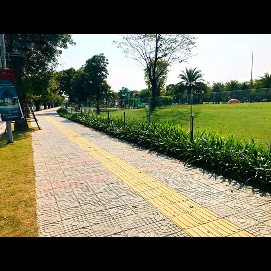 Gạch vỉa hè  màu xám mắt nai 40x40 QP1