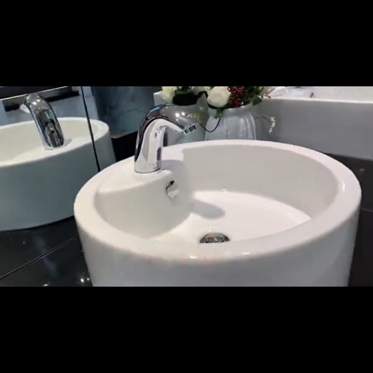 Vòi cảm ứng Lavabo Caesar A911