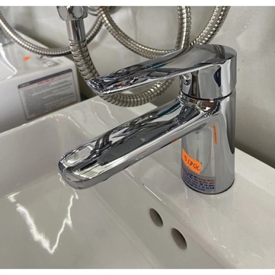 Vòi Lavabo nóng lạnh Caesar B380CP