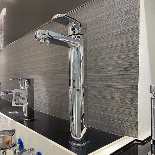 Vòi Lavabo nóng lạnh Caesar B551C