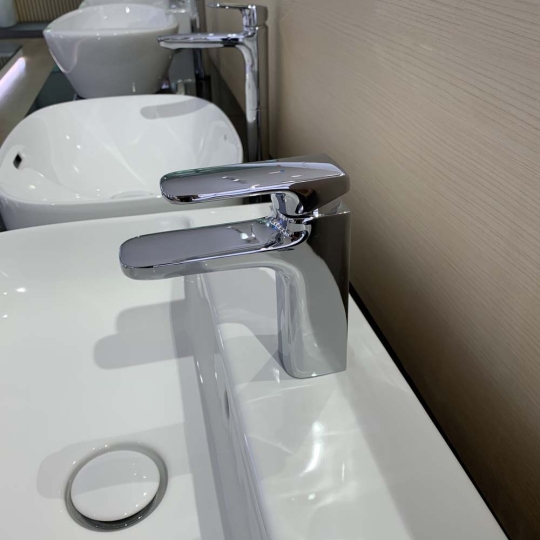 Vòi Lavabo nóng lạnh Inax LFV-632S