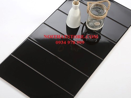 Gạch thẻ 10x30 đen bóng phẳng